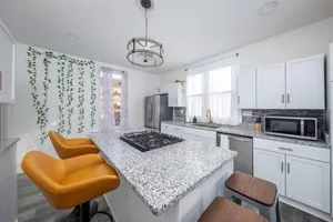 Image of Newly Renovated House 10 Minutes From Downtown
