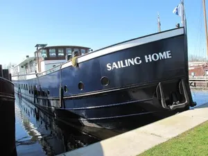 Image of Botel Sailing Home