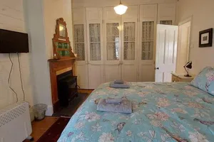 Image of Temora House classic pet friendly close to town