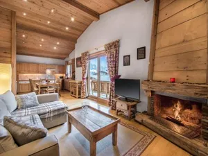 Image of Charmant Appt 3 Chambres à Megève, Proche Pistes, Balcon ensoleillé, Cheminée et Garage - FR-1-453-6