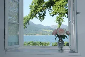 Image of Palace am See