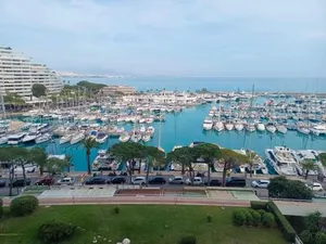 Image of Grand studio vue mer à Marina Baie des Anges