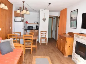 Image of Bel appartement neuf avec grande terrasse au centre de Pralognan-la-Vanoise - FR-1-464-58