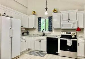 Image of Beautiful Raleigh Home with King Bed 3 bedrooms