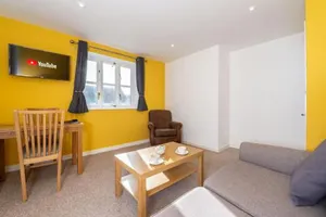 Image of Glastonbury town centre modern apartment