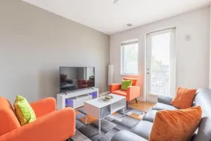 Image of Affordable 1BD Comfy Queen Beds with GYM
