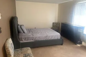 Image of (A05) Beverly Hills Hotel Style Unit