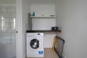 Image of 3 bed House in Cardiff With Sky TV & Twin Beds