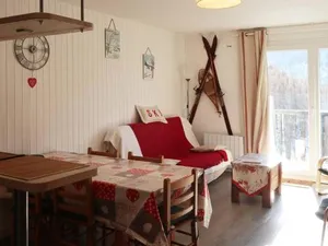 Image of Appartement rénové 8 pers aux Orres, accès direct pistes - FR-1-322-87