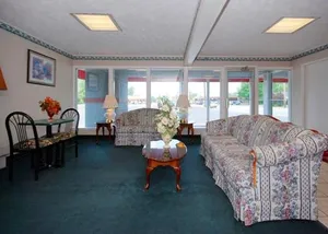 Image of Hotel Econo Lodge Airport West