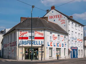 Image of Hôtel Le Longchamp