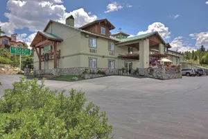 Image of Dillon Inn
