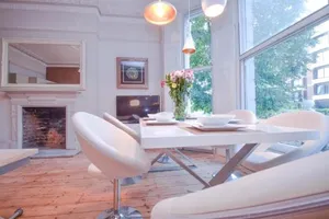 Image of Stylish 2BR Designer Flat Holland Park