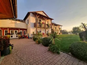Image of Hotel-Restaurant Teuschler-Mogg Bad Waltersdorf inklusiv Genusscard
