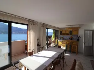 Image of Résidence moderne 4* avec terrasses et TV, proche du lac - FR-1-432-7