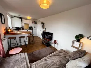Image of Two bedroom apartment in Barry-close to beach