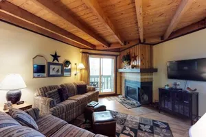 Image of Treehouse 206F