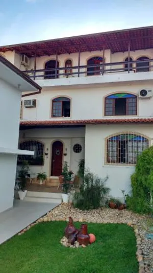 Image of London House
