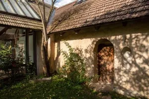 Image of WALD-LAND-HOF Schloss Rosenau