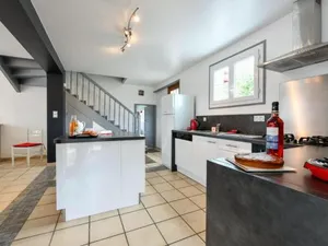 Image of House Ur Ondoa 4
