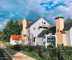 Image of Fireside Inn & Hostel