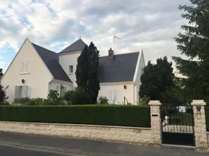 Image of La Tour de Saint Cyr