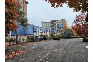 Image of Shilo Inns Rose Garden