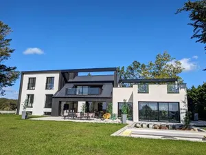 Image of Villa Short Cravate - Maison contemporaine Proche Rennes - Piscine intérieure 29 degrés