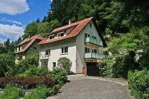 Image of Haus am Waldrand