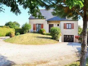 Image of Charmante maison avec jardin, 2 terrasses et cheminée, proche Château d'Azay-le-Rideau - FR-1-381-279