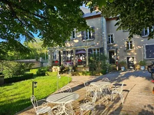 Image of Chambres d'Hôtes de luxe Côté Parc-Côté Jardin avec parking privé gratuit