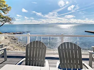 Image of Put-in-Bay Waterfront Condo #111