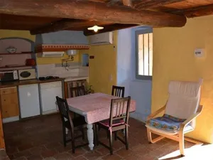 Image of Gîte 2 pièces avec climatisation et animaux admis à Grospierres - FR-1-382-64