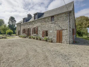 Image of Enticing Holiday Home in Berigny With Swimming Pool