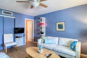Image of Courtyard #205