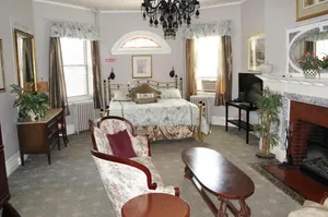 Image of 463 Beacon Street Guest House