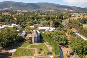Image of Clifton Homestead