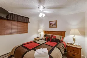 Image of 252 Mountain Lodge Snowshoe