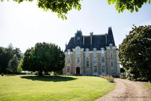 Image of Château de Montbraye