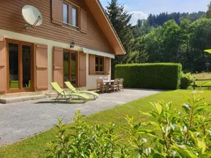 Image of LE BOIS JOLI Chalet 4 étoiles CLEDICIHOME Cadre paisible en lisière de forêt