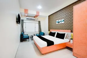 Image of Super Townhouse Maithli Marg Sector 55 formerly Red Roof