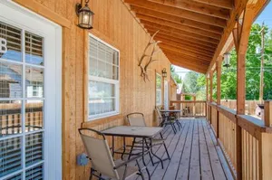Image of Cedar Wood Escape