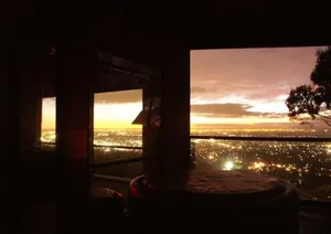 Image of Bonza View