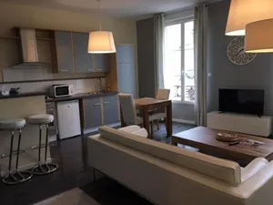 Image of MeublÉ D'affaires Place Dupleix