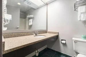 Image of Days Inn By Wyndham Muskegon