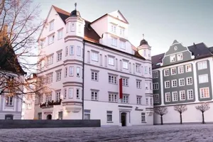 Image of Der Fürstenhof