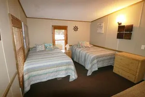 Image of Island Club #22