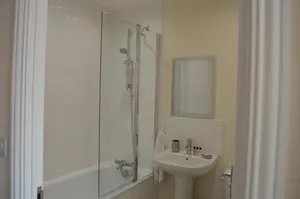 Image of Fantastic Hampton Centre Stay