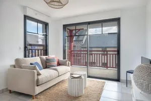 Image of Bel appartement pour 4 - Balcon - 50m de la plage