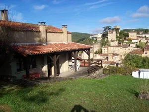 Image of Charmante maison à Puy-l'Évêque avec jardin et balcon